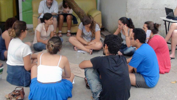 Catholic youth  meditation - Brazil